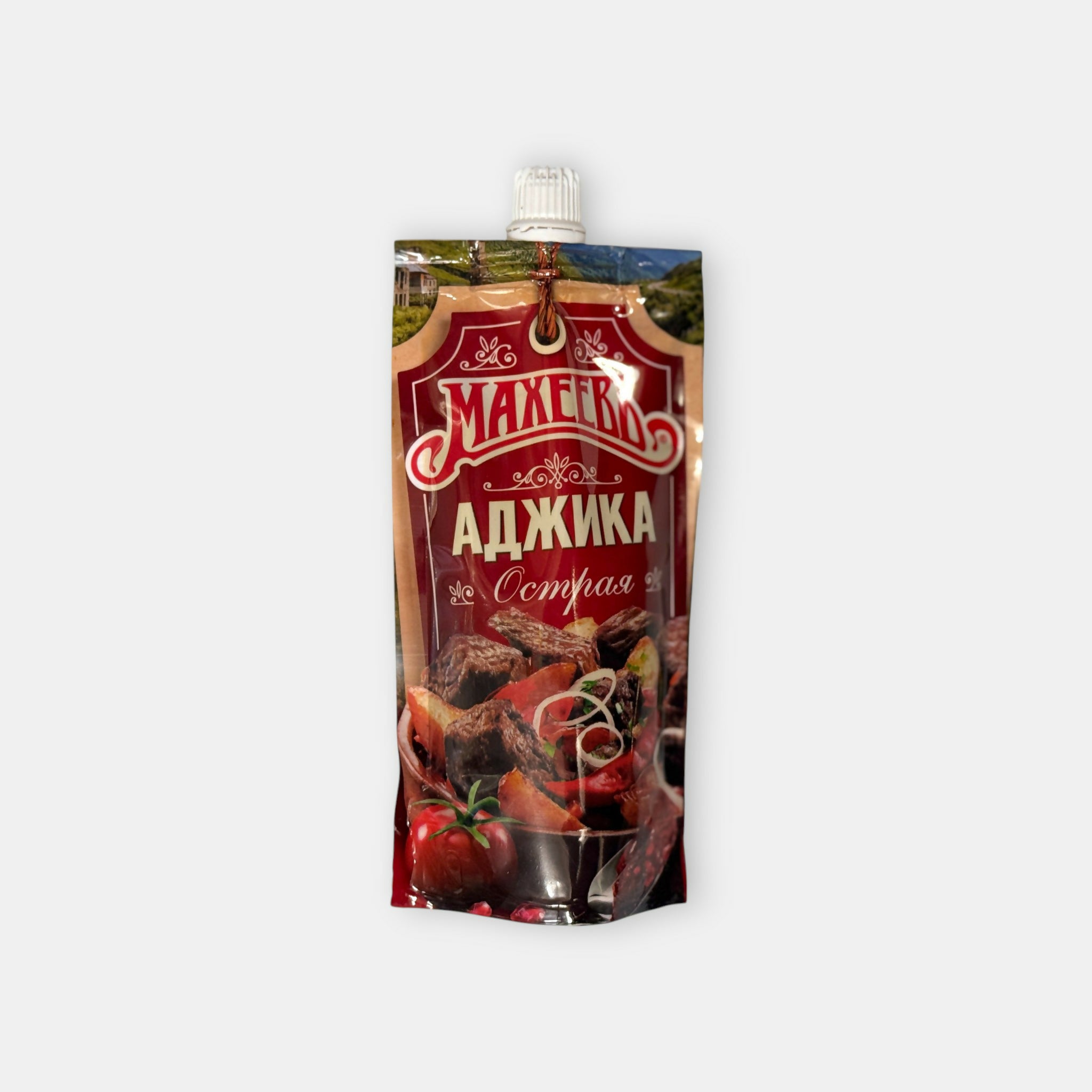 Sachet d’adjika forte et épicée, vue de face, sauce d’épicerie slave à Paris — livraison rapide Pomo.bio.