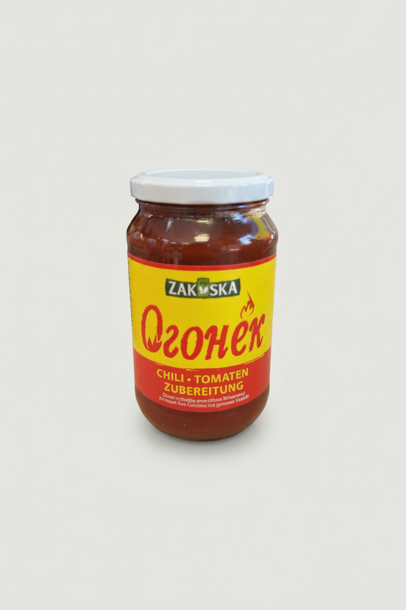 Bocal de préparation tomates-chili Ogonёk, marque Zakuska, 360 g, épicerie slave