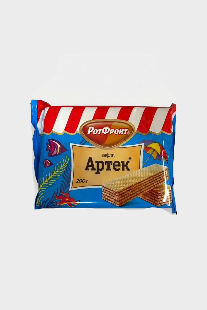 Gaufres Artek Rot Front 200 g en emballage, gaufrettes croustillantes fourrées à la crème douce, épicerie slave Pomo.bio, livraison rapide à Paris