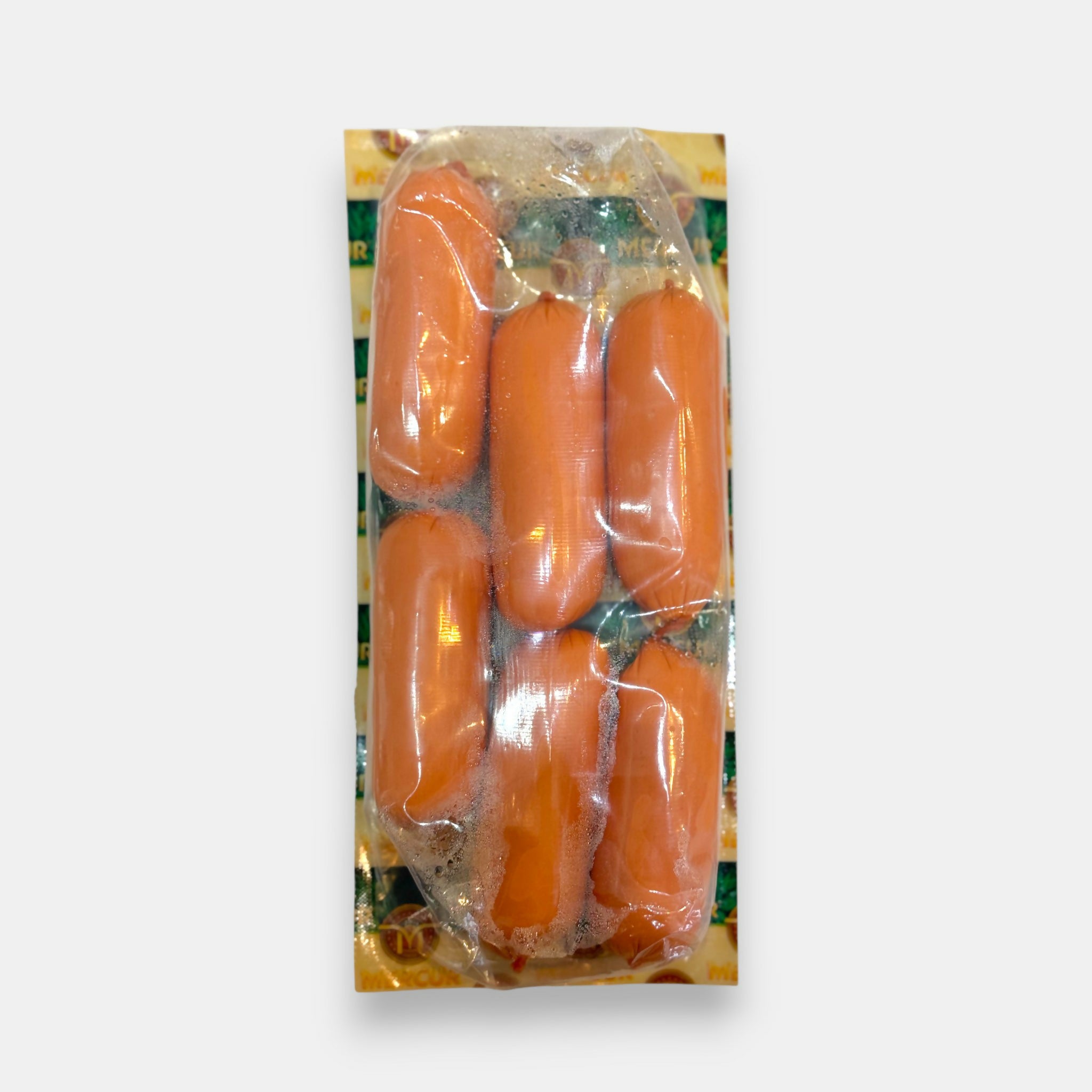 Saucisses de poulet « crémeuses » Mercur, saucisses de poulet juteuses à la texture fondante et au goût doux et crémeux, faciles à préparer, paquet 400 g, disponibles sur Pomo.bio avec livraison rapide à Paris