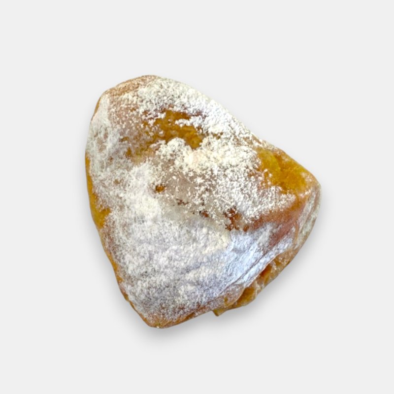 Placinta à la pomme 200 g, pâtisserie feuilletée saupoudrée de sucre glace, épicerie slave