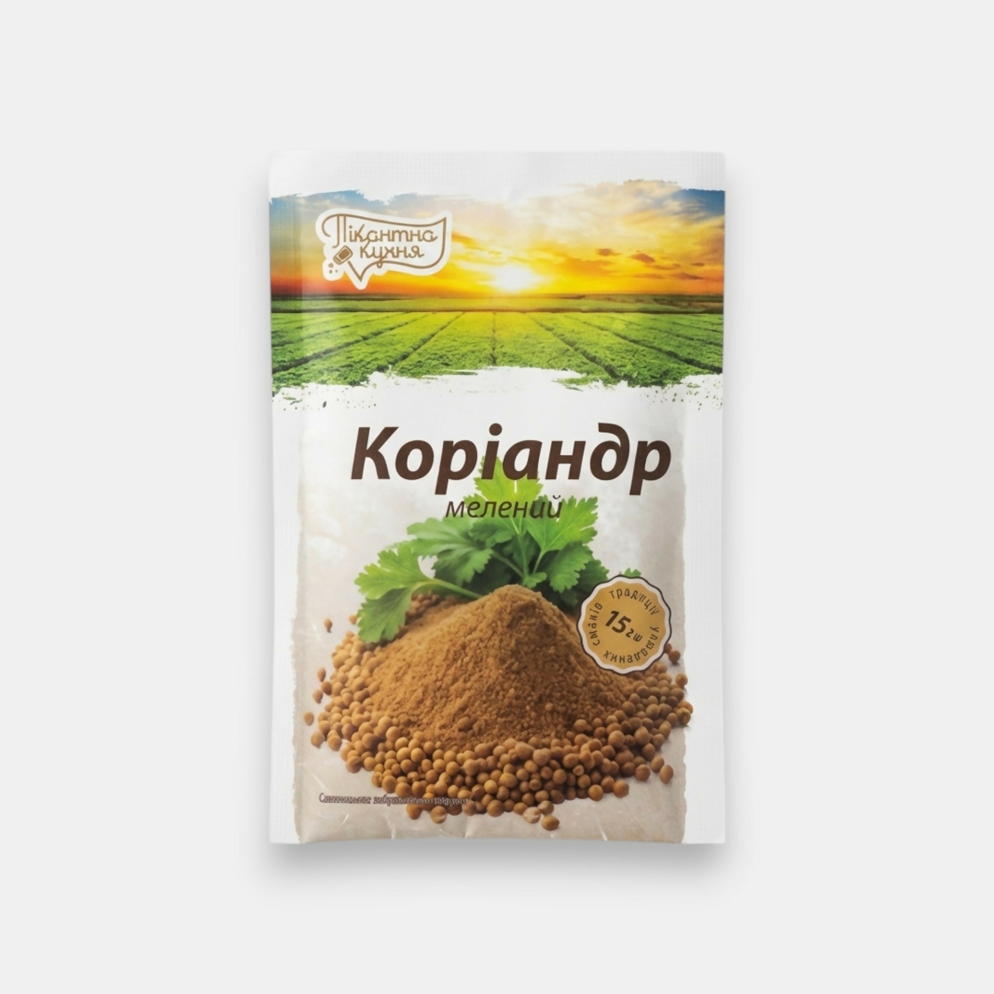 Sachet de coriandre moulue Pikantnaya Kuhnya avec poudre d’épice et graines, assaisonnement aromatique, disponible sur Pomo.bio, épicerie slave à Paris