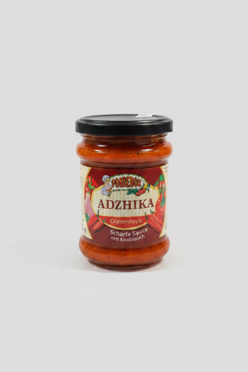 Sauce piquante adjika à l'ail «Pogrebok» 255 ml, condiment d'Europe de l'Est